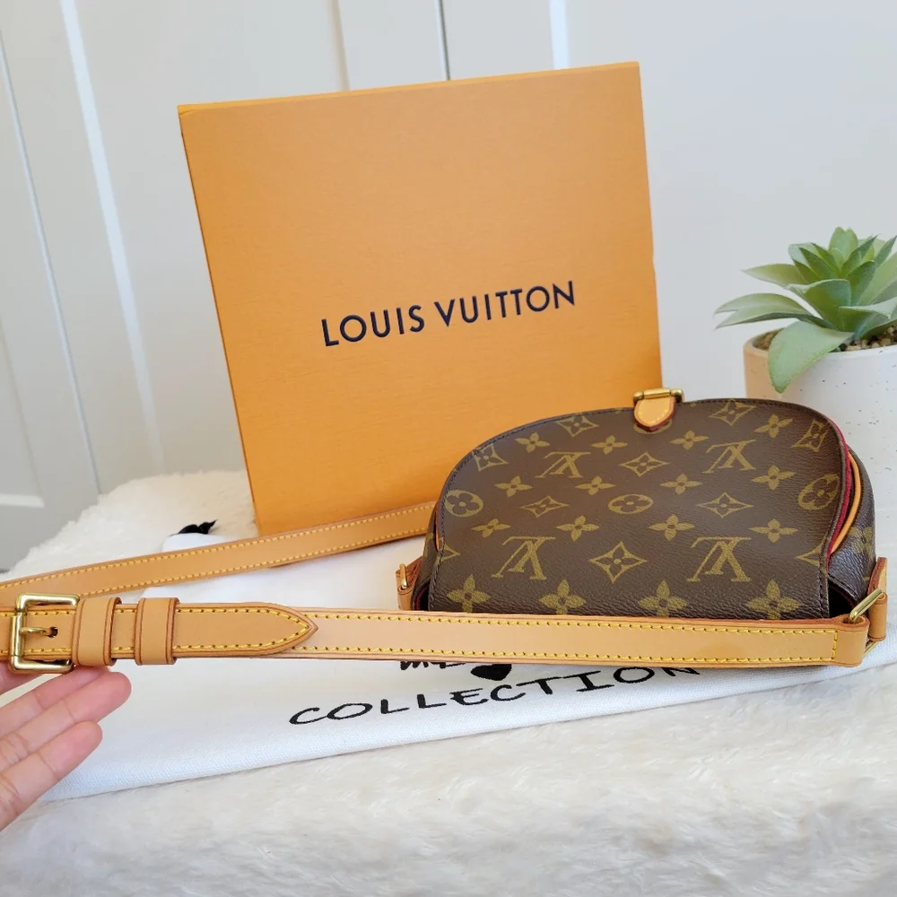 VERY CUTE ❤️Authentic LOUIS VUITTON Tambourine Shoulder/Crossbody Bag Monogram